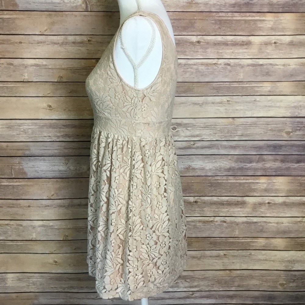 Forever 21 Lace Dress - Picture 3 of 7